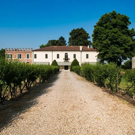 Alloggio per agriturismo Lecolombare Nogarole Rocca