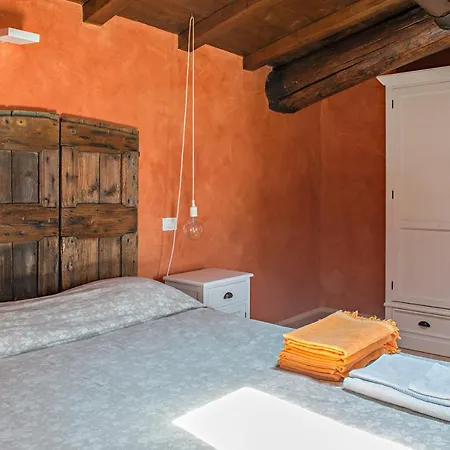 Lecolombare Alloggio per agriturismo *